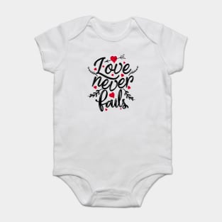 'Love Never Fails' Awesome Family Love Gift Baby Bodysuit